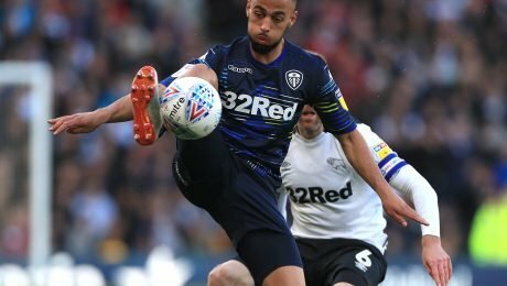 Roofe gives Leeds play-off advantage at Pride Park