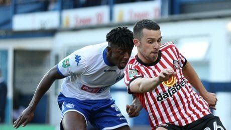 Defender Leigh joins Aberdeen on loan